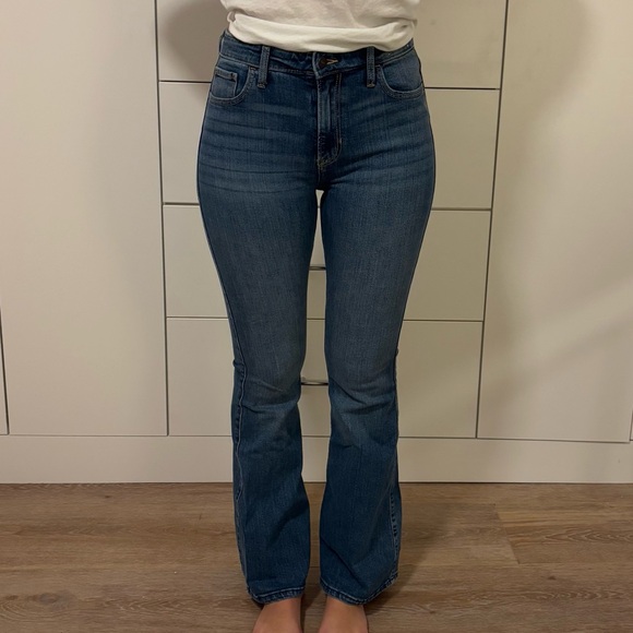 Abercrombie & Fitch Denim - Abercrombie and Fitch The Flare Ultra High Rise Jeans
